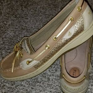 Sperry Topsiders